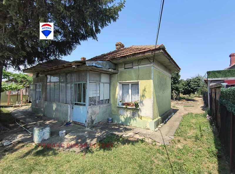 Продава КЪЩА в област Силистра, гр. Тутракан - 94 кв.м / 31 000 € » 60 630.73 лв., РЕМАКС РИВЪР ЕСТЕЙТ