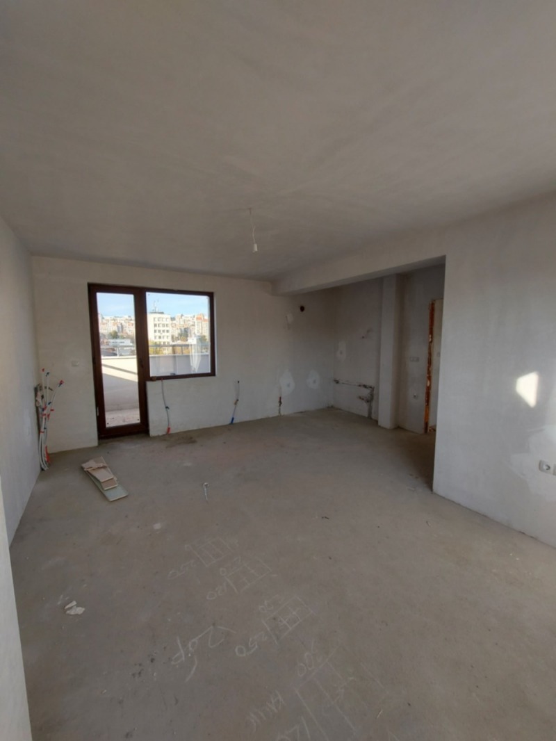 Продава 3-СТАЕН, гр. Велико Търново, Бузлуджа, снимка 4 - Апартаменти - 53019649