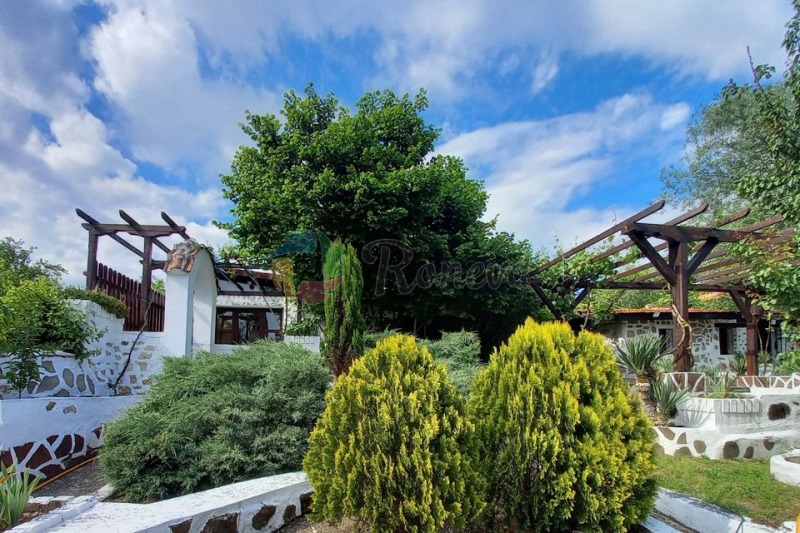 Te koop  Huis regio Varna , Dabravino , 250 m² | 43629332 - afbeelding [13]