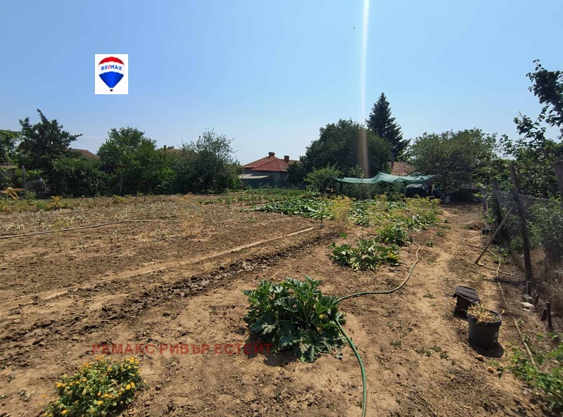 Продава КЪЩА, гр. Тутракан, област Силистра, снимка 12 - Къщи - 52439821