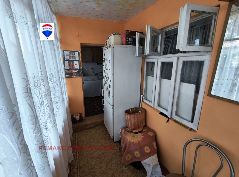 Продава КЪЩА, гр. Тутракан, област Силистра, снимка 3 - Къщи - 52439821