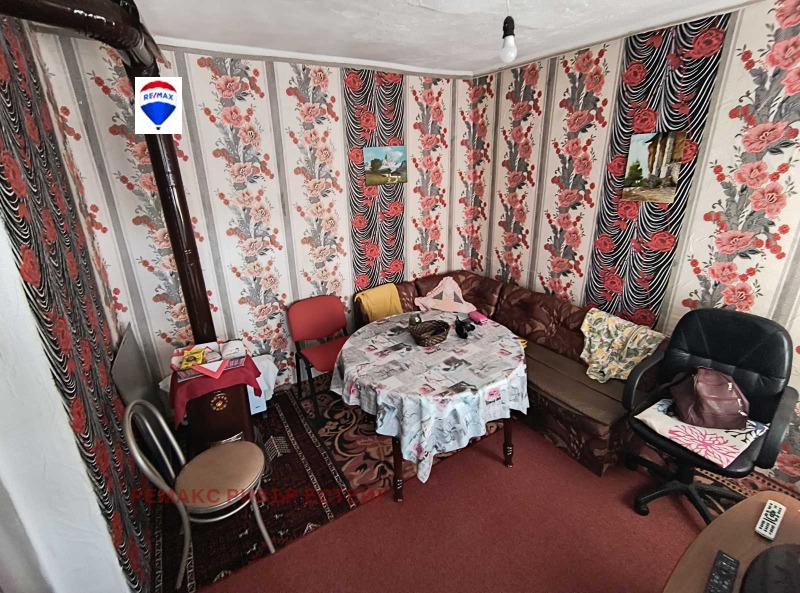 Продава КЪЩА, гр. Тутракан, област Силистра, снимка 4 - Къщи - 52439821