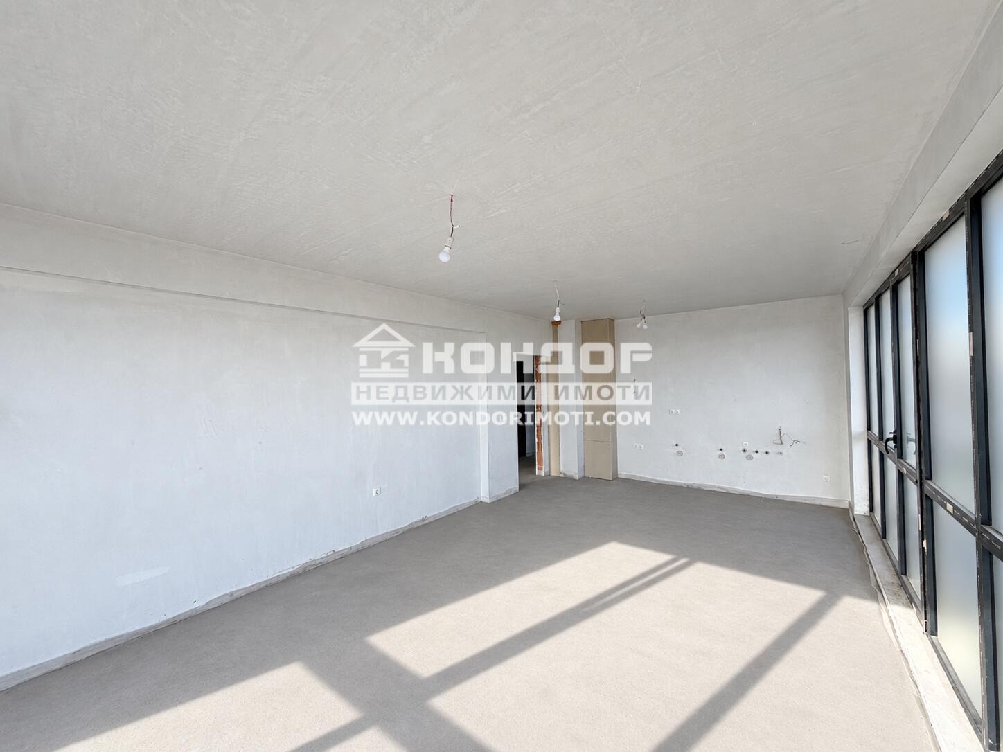 Продава 3-СТАЕН, гр. Пловдив, Тракия