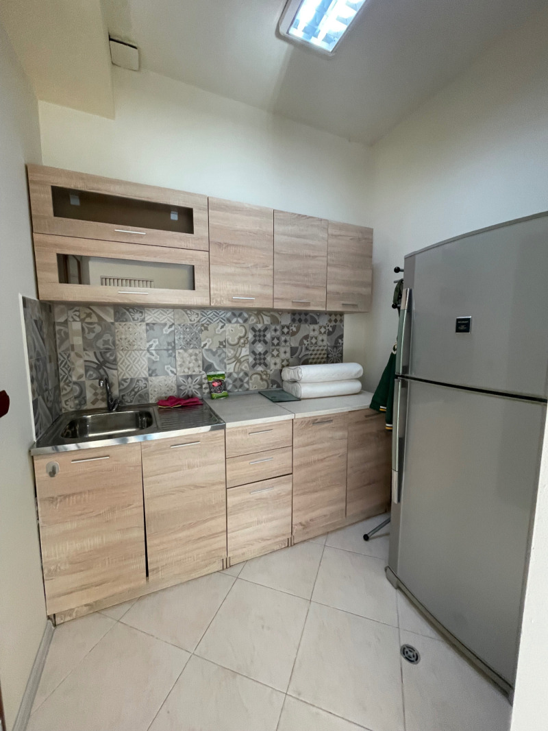 Продава КЪЩА, гр. Каварна, област Добрич, снимка 3 - Къщи - 52260426