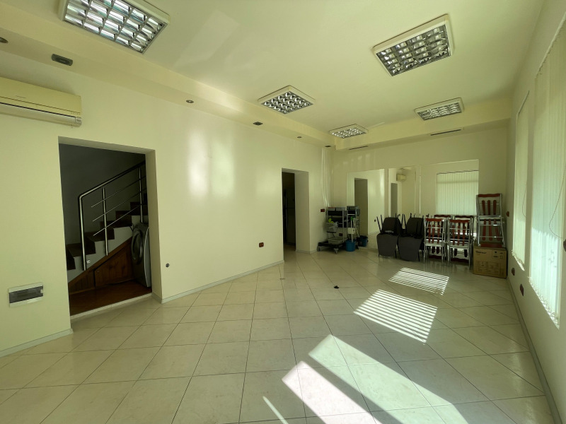 Продава КЪЩА, област Добрич, гр. Каварна • 99900 € / 195387.42 лв. • 26500661 1