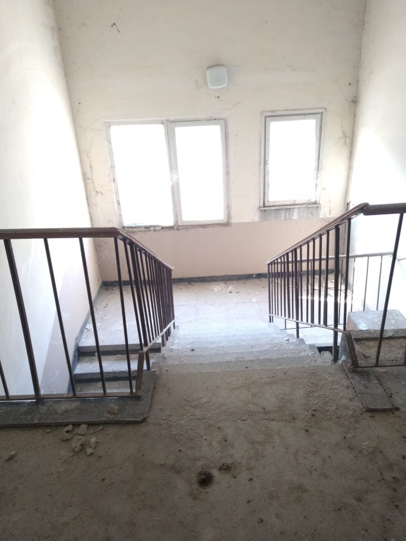 Продава СКЛАД, гр. Хасково, Промишлена зона - Изток, снимка 16 - Складове - 52667420