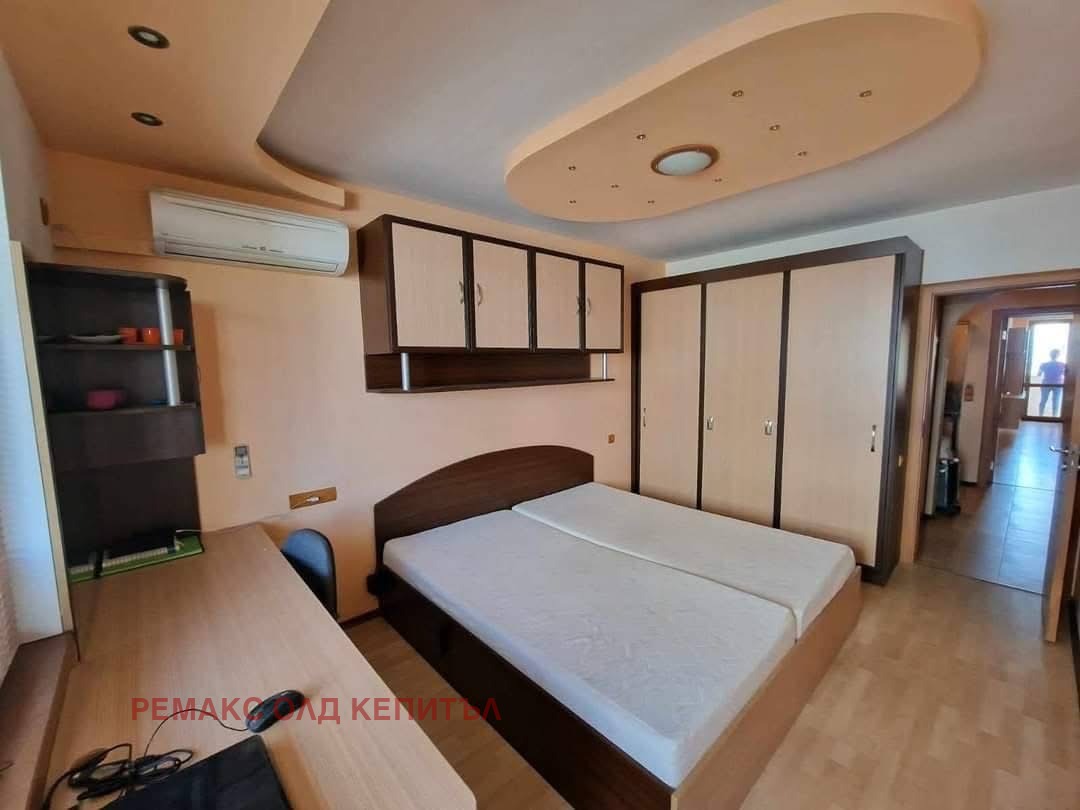 Продава 3-СТАЕН, гр. Велико Търново, Колю Фичето, снимка 16 - Апартаменти - 54409791
