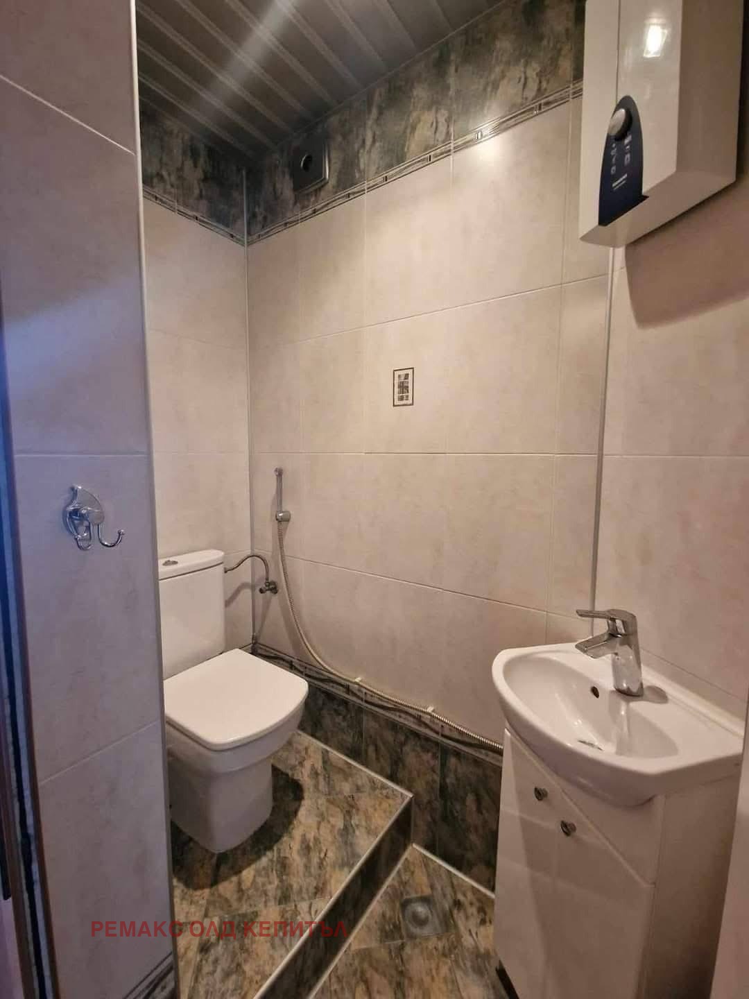 Продава 3-СТАЕН, гр. Велико Търново, Колю Фичето, снимка 13 - Апартаменти - 54409791