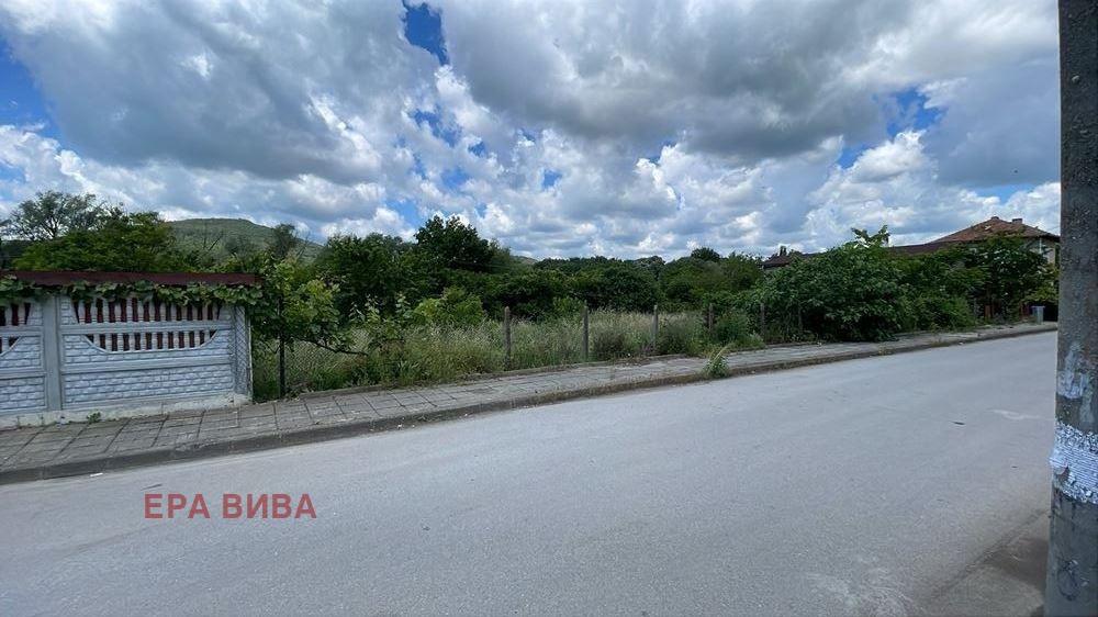 Продава ПАРЦЕЛ, с. Оброчище, област Добрич