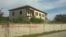 Продажба на имоти в с. Спасово, област Добрич - изображение 8 