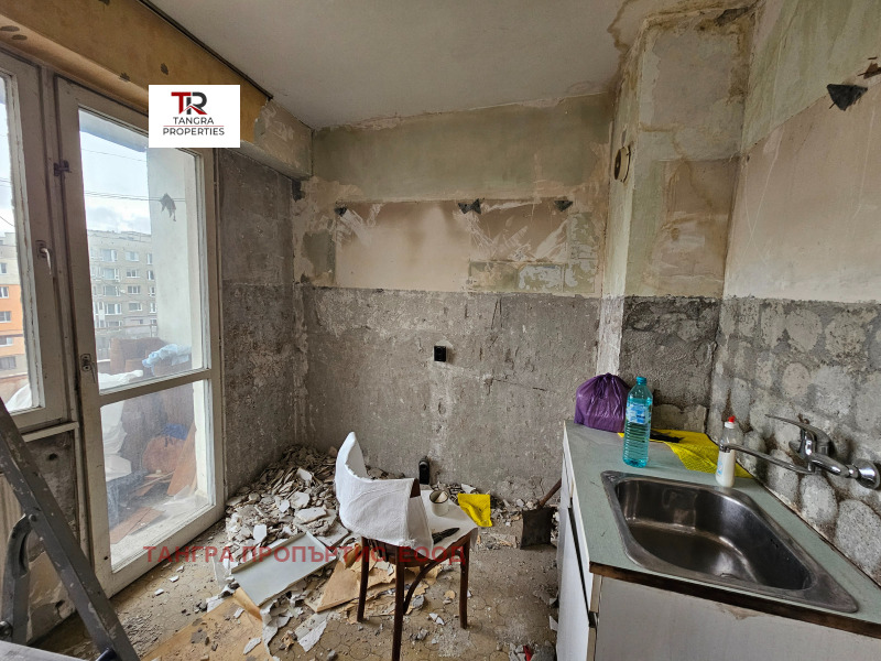 Продава 3-СТАЕН, гр. Перник, Изток, снимка 7 - Апартаменти - 53574164