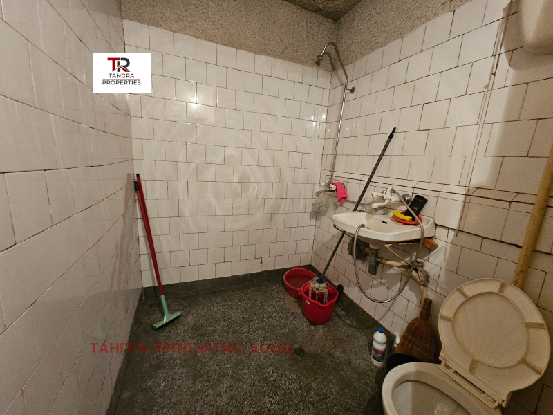 Продава 3-СТАЕН, гр. Перник, Изток, снимка 6 - Апартаменти - 53574164