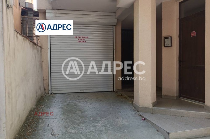 Продава ГАРАЖ, ПАРКОМЯСТО, гр. Варна, Център