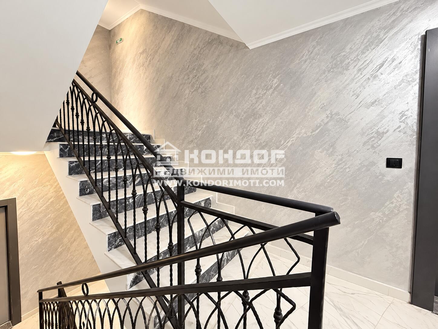 Продава 3-СТАЕН, гр. Пловдив, Кършияка, снимка 6 - Апартаменти - 49955899