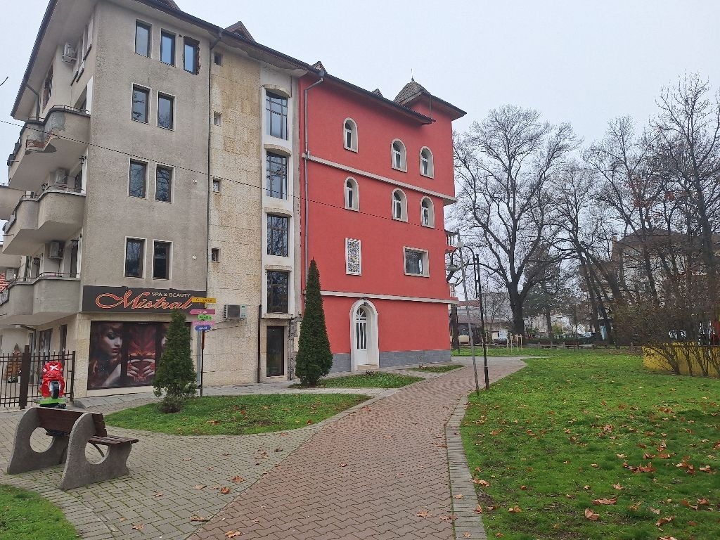 Продава ОФИС, гр. Кюстендил, Център, снимка 2 - Офиси - 53070475