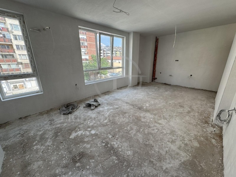 En venta  2 dormitorios Plovdiv , Kyuchuk Parizh , 97 metros cuadrados | 11407096