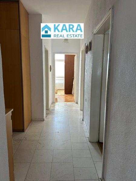 Продава МНОГОСТАЕН, гр. Кърджали, Център, снимка 9 - Апартаменти - 51439866