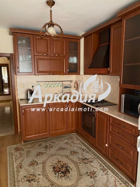 Na prodej  3+ ložnice Plovdiv , Centar , 156 m2 | 89687150 - obraz [4]