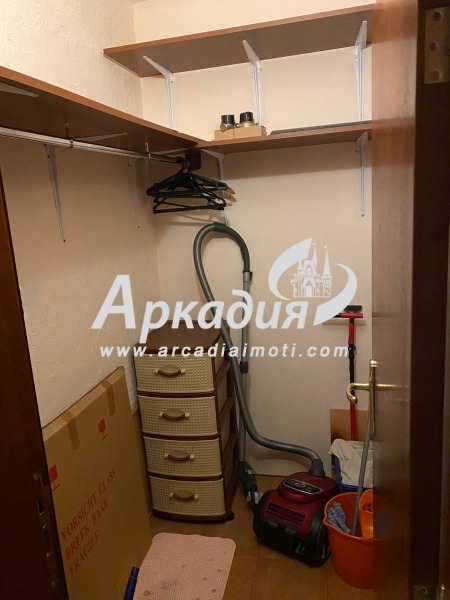 Na prodej  3+ ložnice Plovdiv , Centar , 156 m2 | 89687150 - obraz [12]