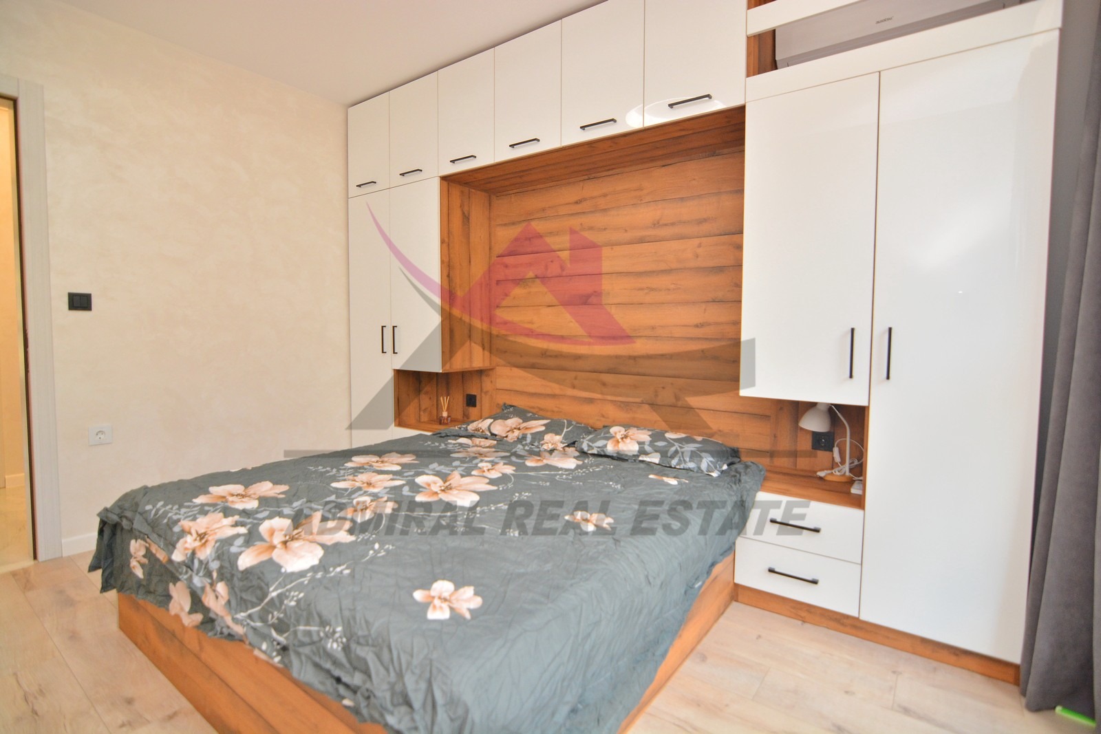 Продава 3-СТАЕН, гр. Варна, Възраждане 3, снимка 5 - Апартаменти - 56117636