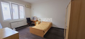 3 bedroom Tsentar, Sofia 10