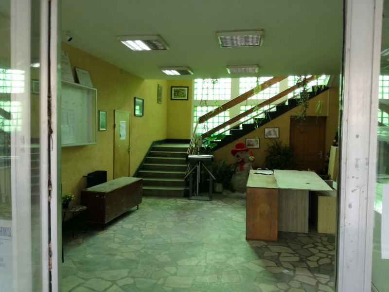 Продава ОФИС, гр. Бобошево, област Кюстендил, снимка 2 - Офиси - 53421948