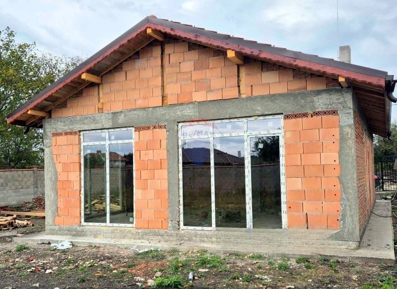 Продава  Къща област Варна , с. Баново , 100 кв.м | 15695015 - изображение [2]