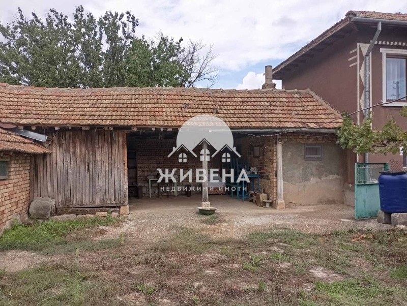 Продава КЪЩА, с. Брестак, област Варна, снимка 17 - Къщи - 47305591