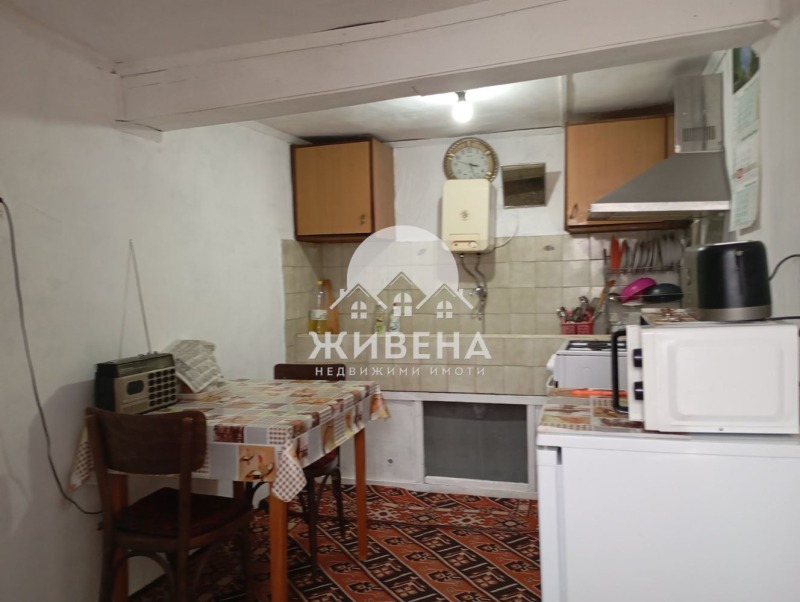 Продава КЪЩА, с. Брестак, област Варна, снимка 6 - Къщи - 47305591