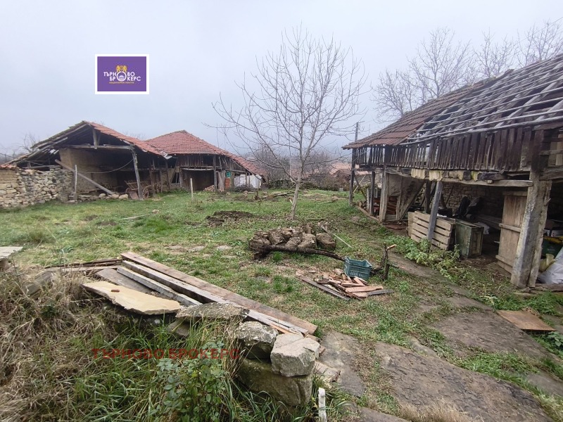 Продава КЪЩА, с. Плаково, област Велико Търново, снимка 2 - Къщи - 52990369