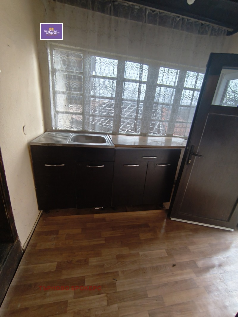 Продава КЪЩА, с. Плаково, област Велико Търново, снимка 5 - Къщи - 52990369