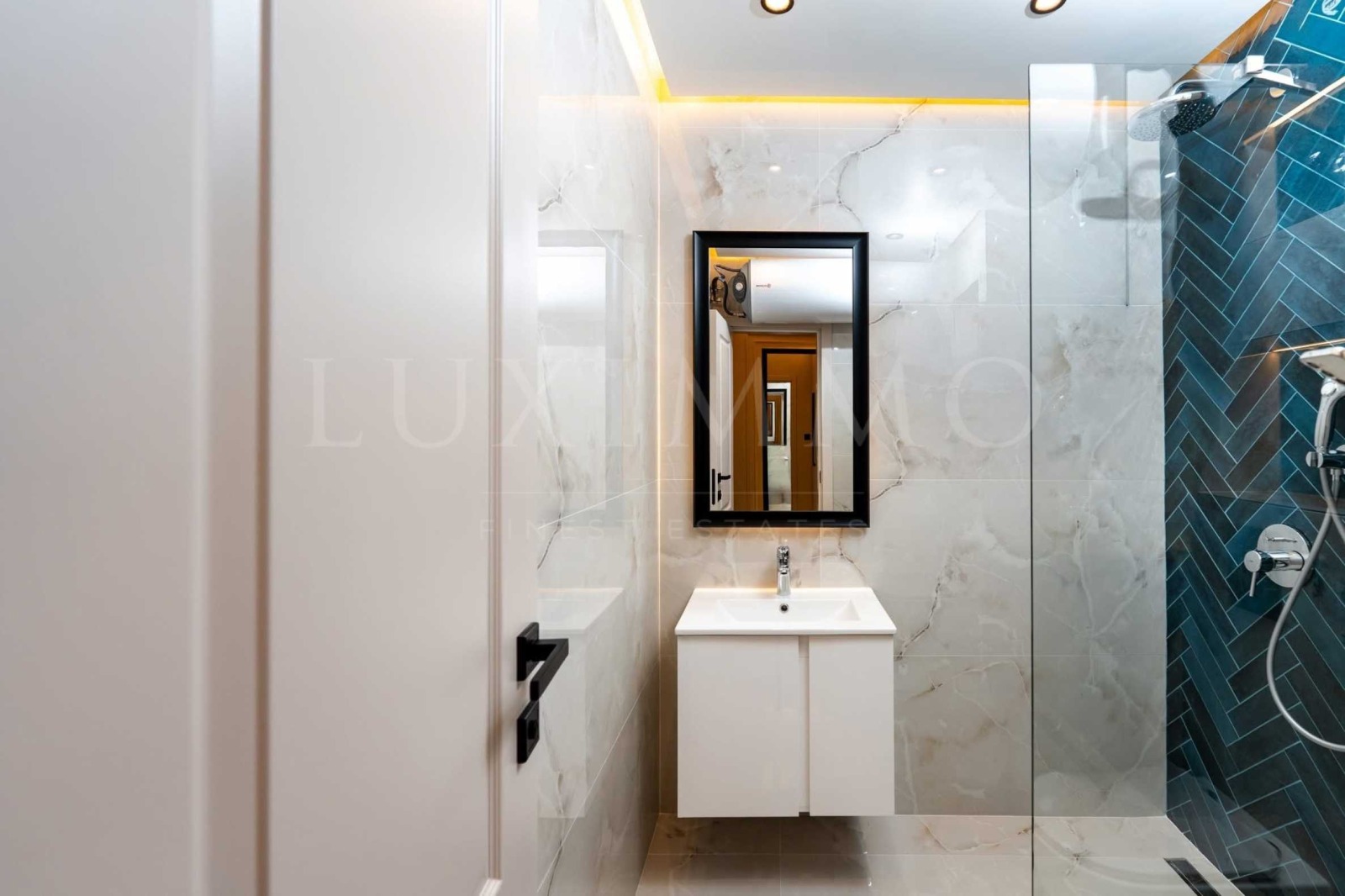 Продава 2-СТАЕН, гр. Пловдив, Остромила, снимка 7 - Апартаменти - 54120304