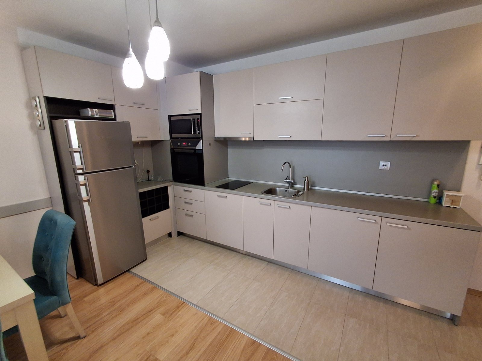 Продава 3-СТАЕН, гр. София, Света Троица, снимка 6 - Апартаменти - 56322963