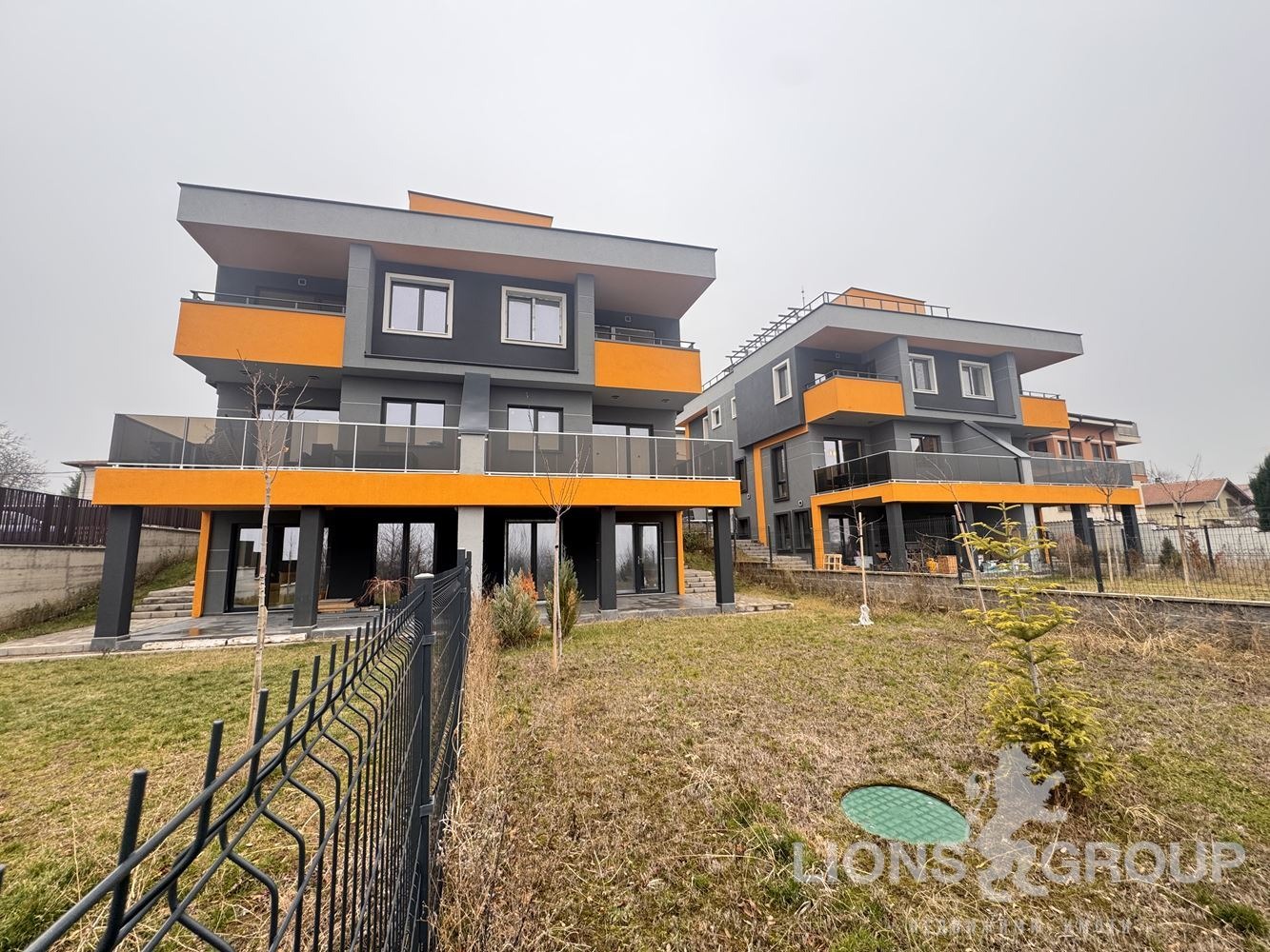 Продава КЪЩА, гр. София, с. Лозен, снимка 2 - Къщи - 53233415