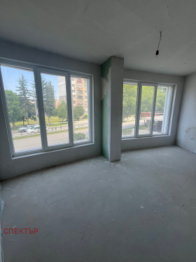2 slaapkamers Iztok, Pernik