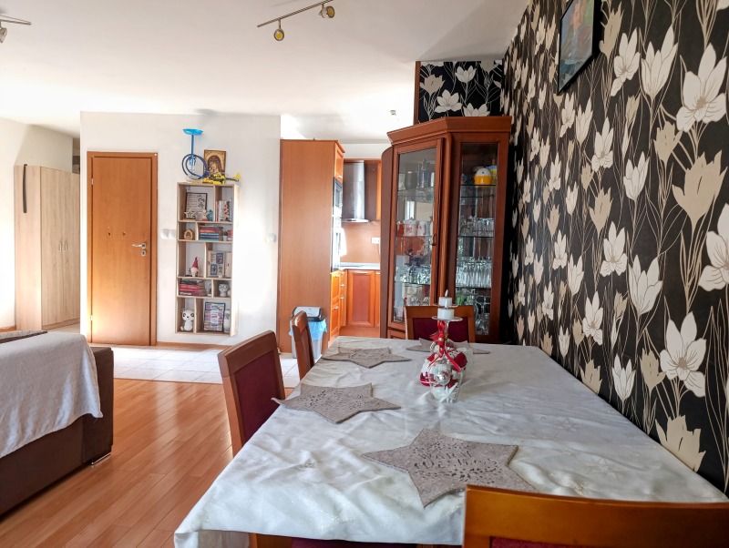 Продава 3-СТАЕН, гр. София, Люлин 5, снимка 2 - Апартаменти - 53073896