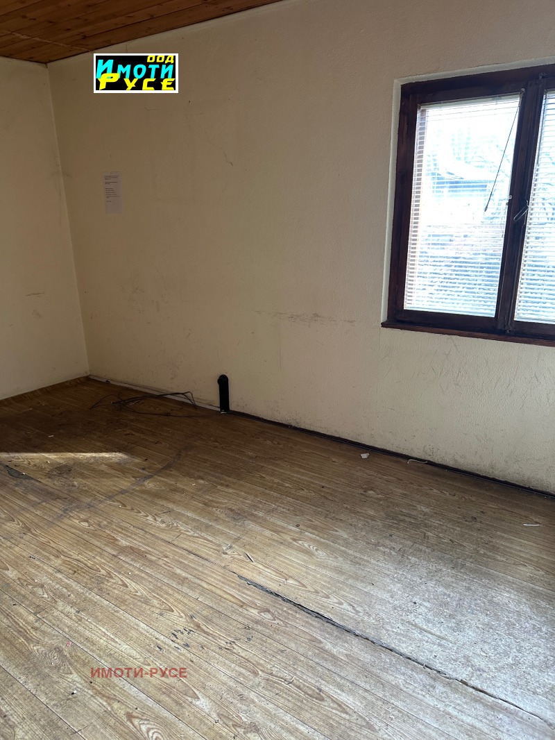 Продава ЕТАЖ ОТ КЪЩА, гр. Русе, Център, снимка 6 - Етаж от къща - 52365657