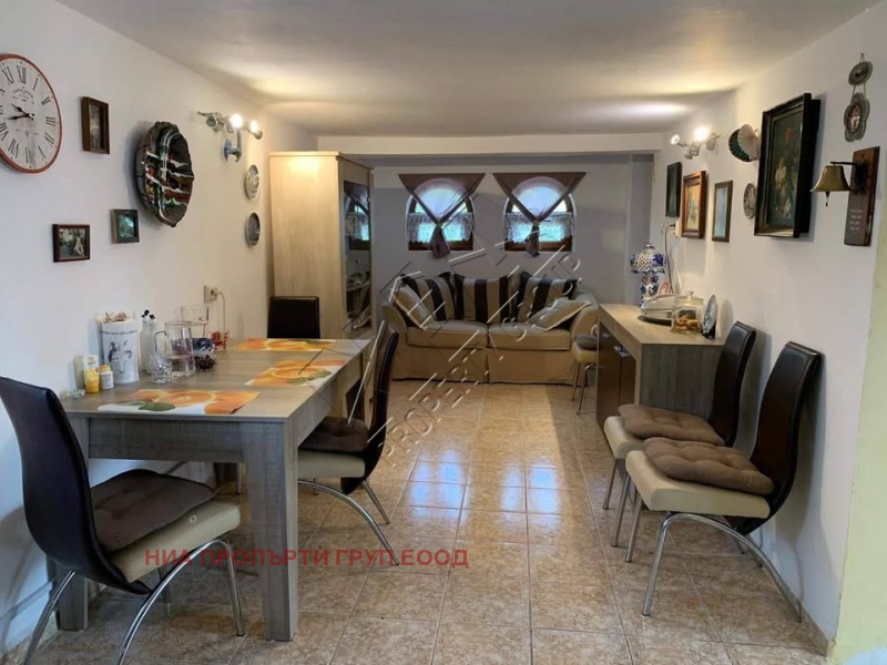 Продава КЪЩА, гр. Бургас, с. Извор, снимка 10 - Къщи - 53018940