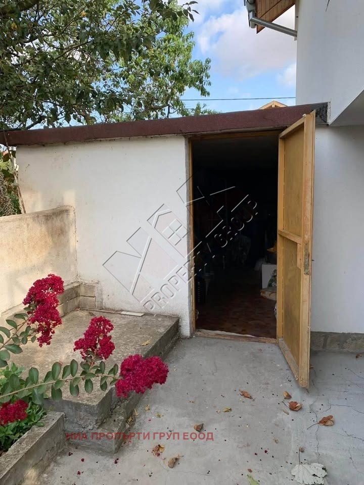 Продава КЪЩА, гр. Бургас, с. Извор, снимка 6 - Къщи - 53018940