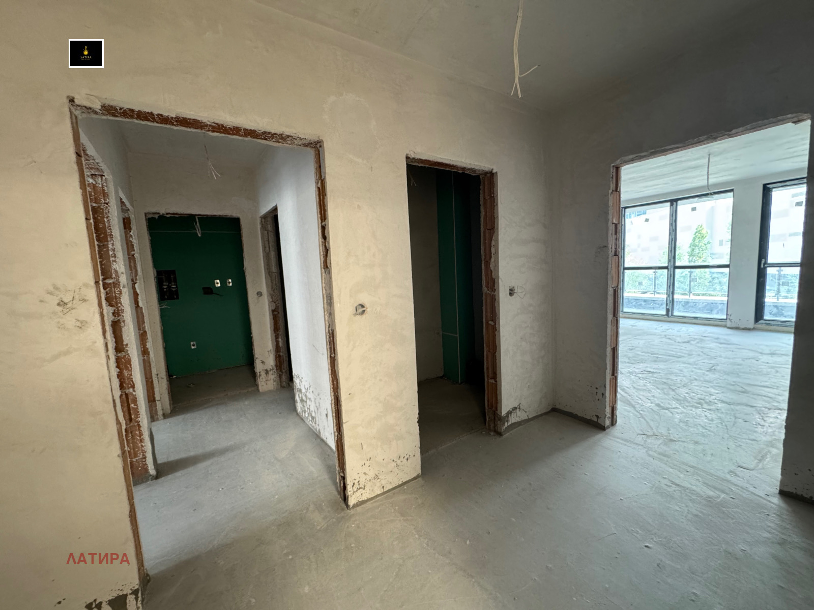 Продава 3-СТАЕН, гр. София, Полигона, снимка 2 - Апартаменти - 54106981