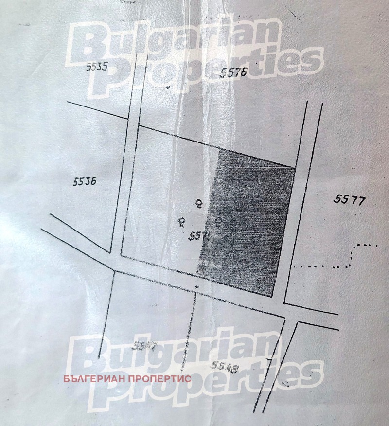 Продава ПАРЦЕЛ в град Велико Търново, Зона Б - 1000 кв.м / 26 500 € » 51 829.50 лв., БЪЛГЕРИАН ПРОПЕРТИС