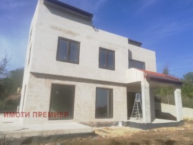 Hus Vazrajdane 2, Varna 6