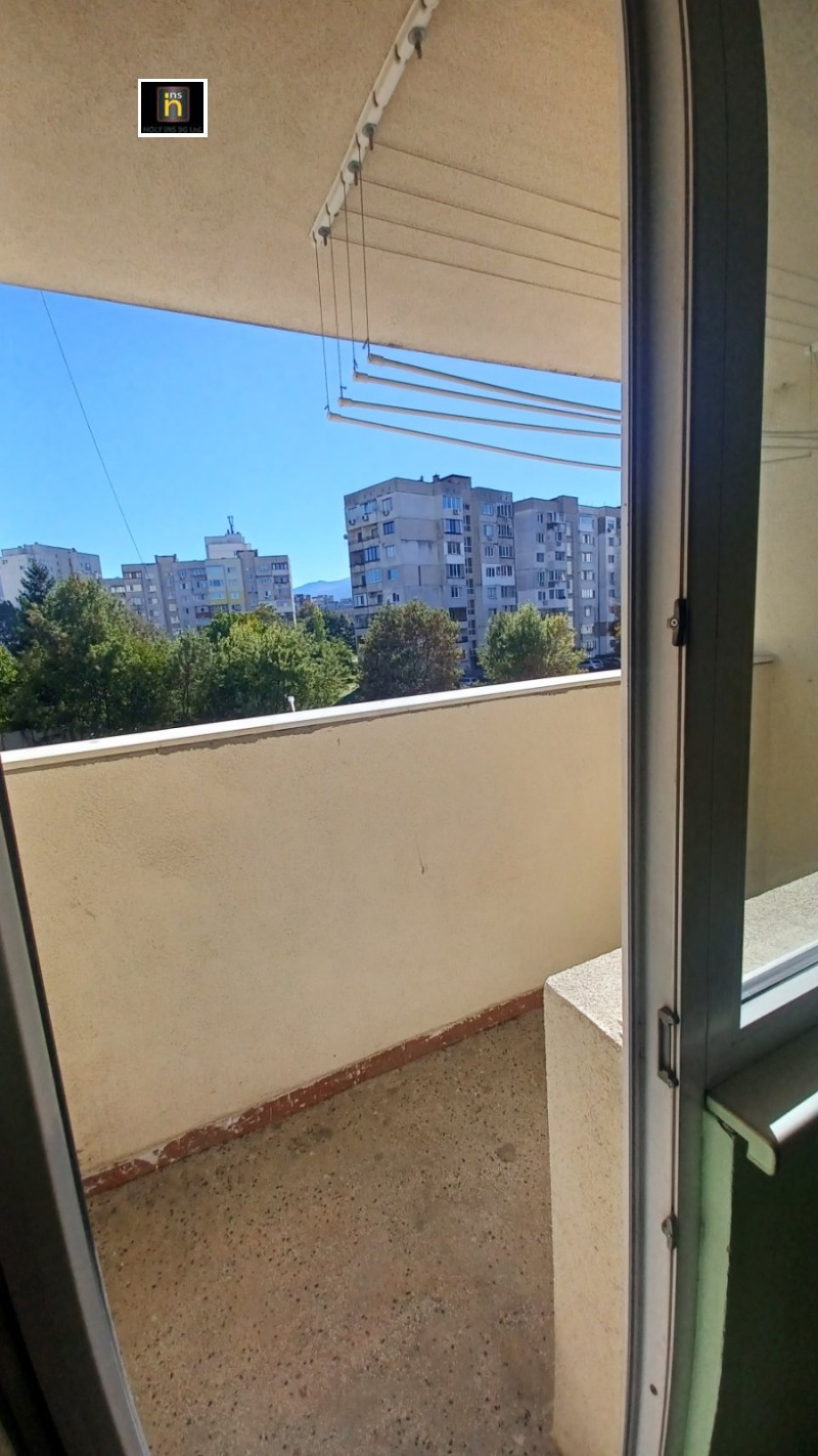 Na prodej  1 ložnice Sofia , Slatina , 70 m2 | 44309578 - obraz [3]