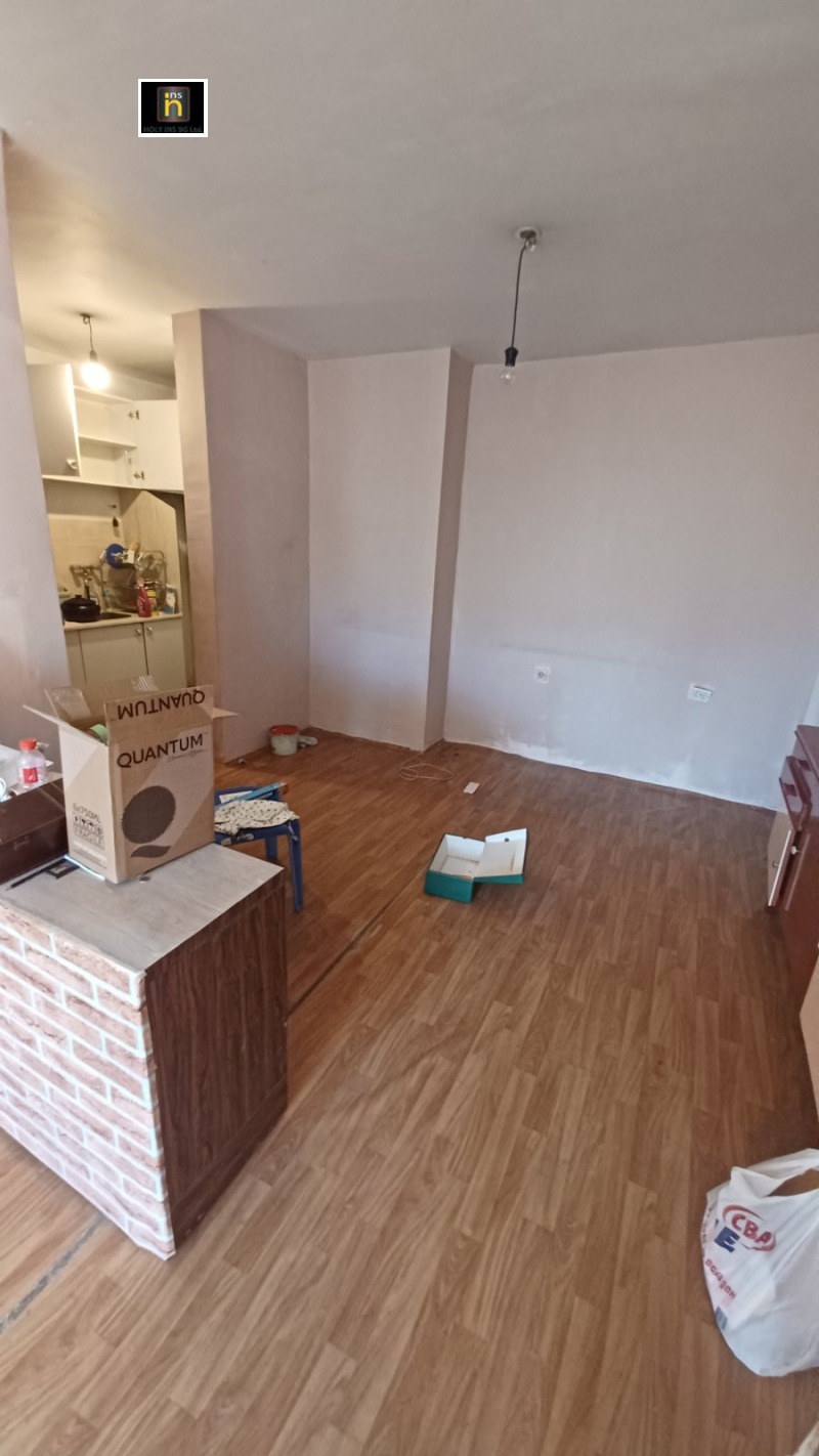 Na sprzedaż  1 sypialnia Sofia , Slatina , 70 mkw | 44309578 - obraz [5]