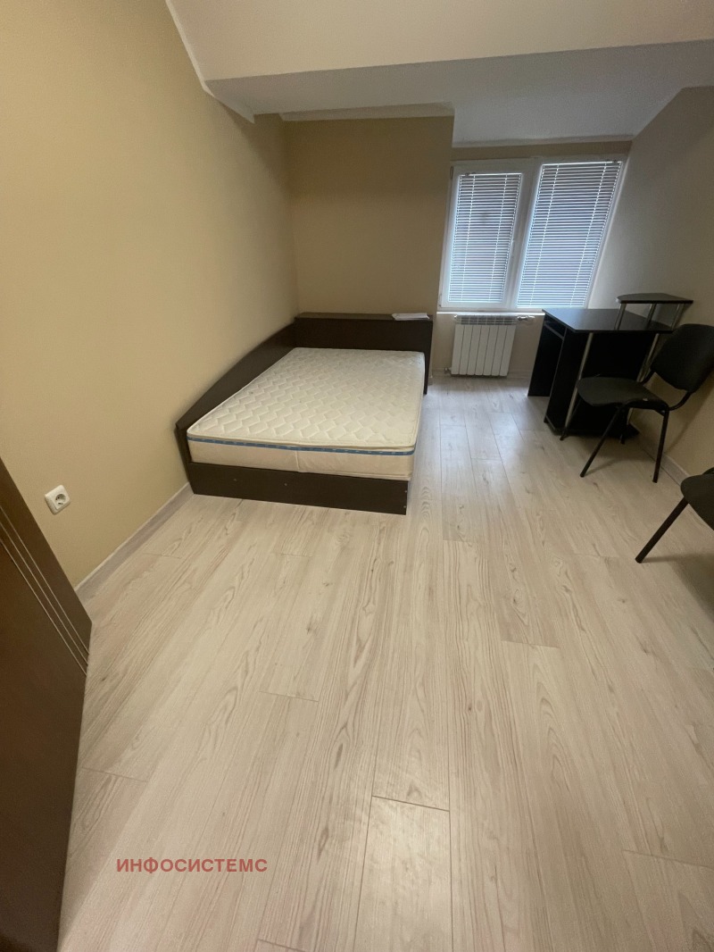 Na prodej  2 ložnice Sofia , Centar , 108 m2 | 21370945 - obraz [8]