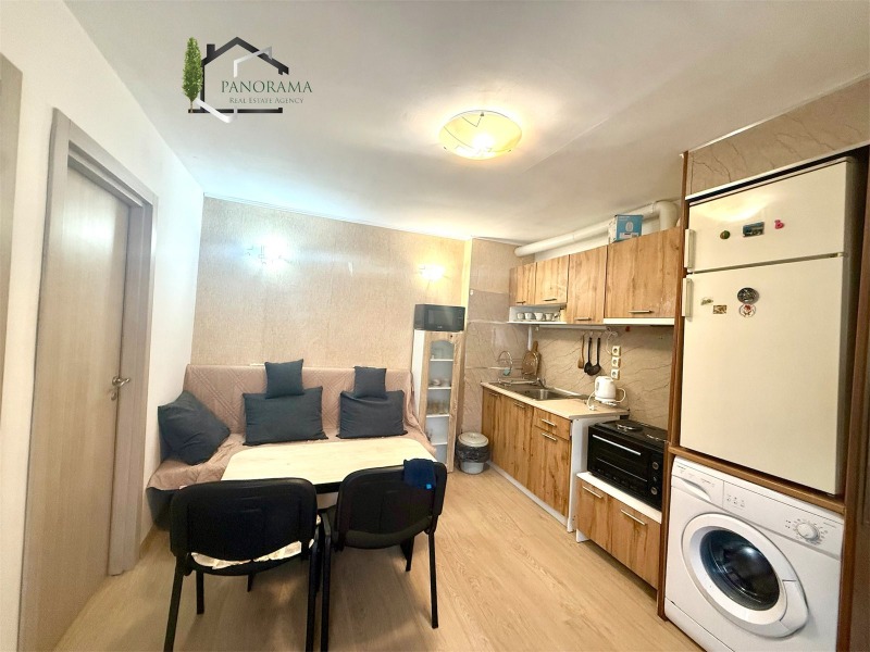 Продава ЕТАЖ ОТ КЪЩА, гр. Шумен, Център