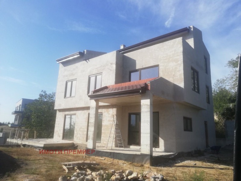 Продава КЪЩА, гр. Варна, м-т Кочмар, снимка 10 - Къщи - 49194469