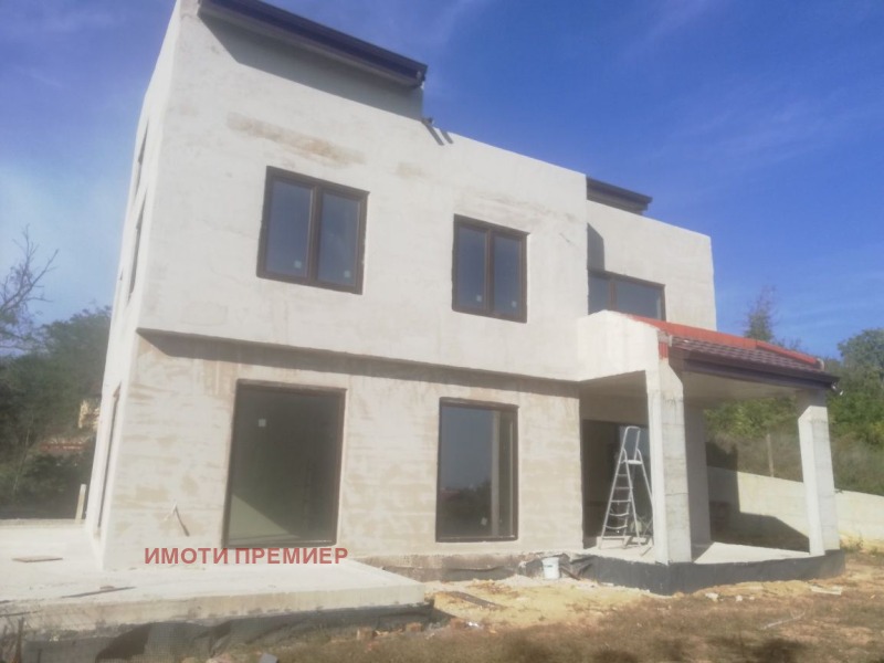 Продава КЪЩА, гр. Варна, м-т Кочмар, снимка 11 - Къщи - 49194469