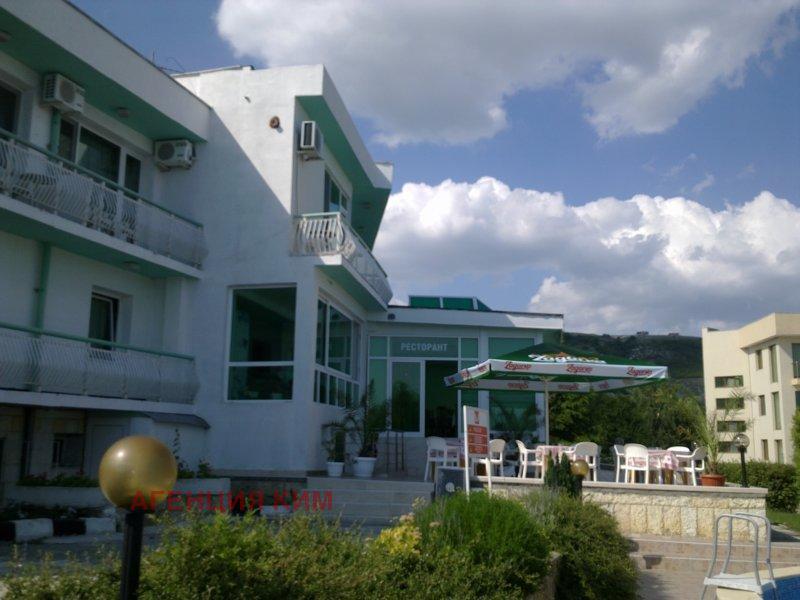Продава  Хотел област Добрич , гр. Балчик , 1300 кв.м | 69317920 - изображение [4]