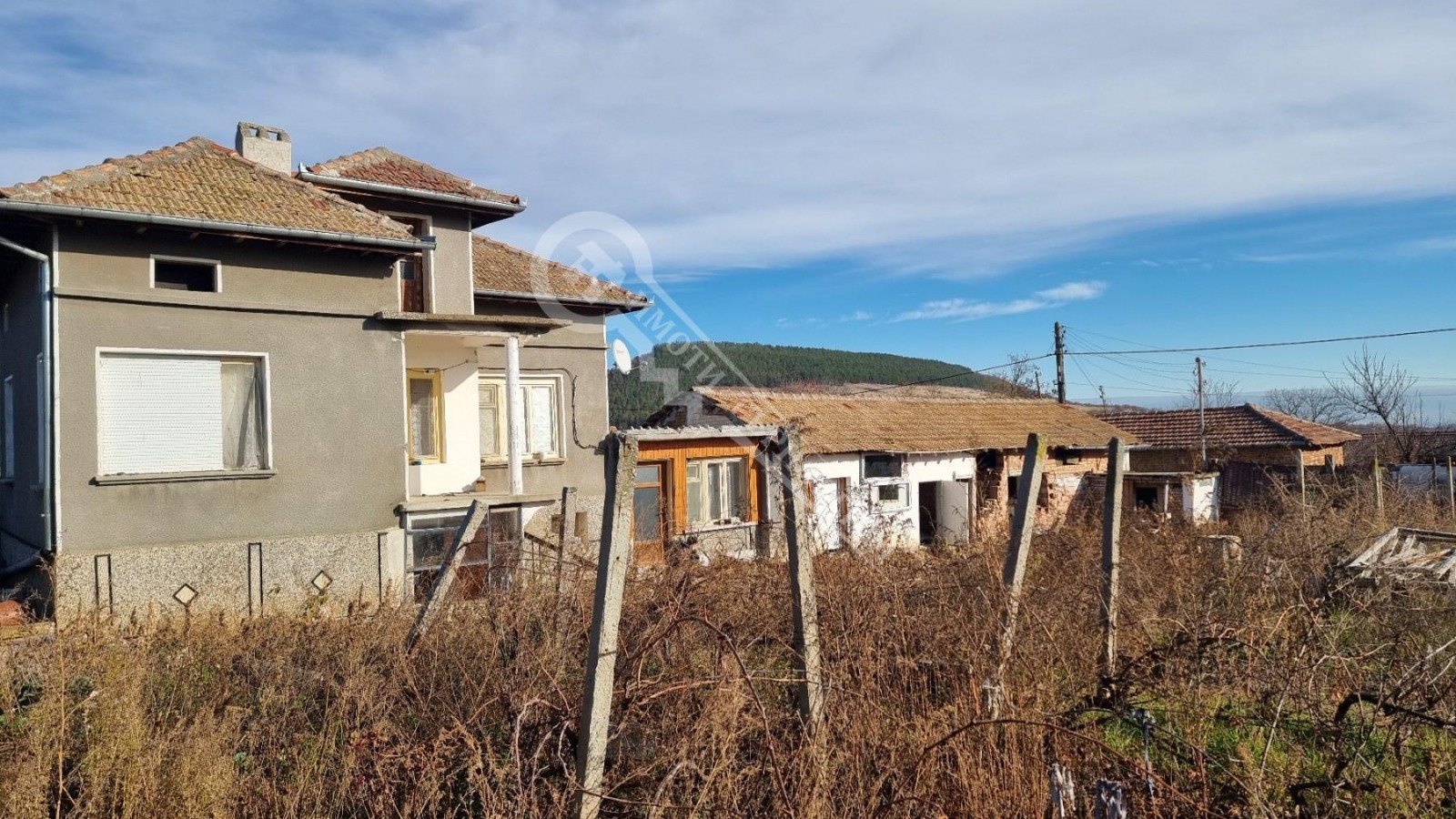 Продава КЪЩА, с. Вишовград, област Велико Търново, снимка 2 - Къщи - 48112061